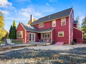 562 South Street, Shrewsbury MA 01545