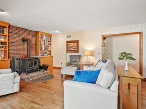 562 South Street, Shrewsbury MA 01545