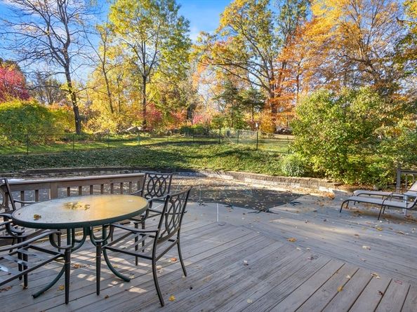 562 South Street, Shrewsbury MA 01545