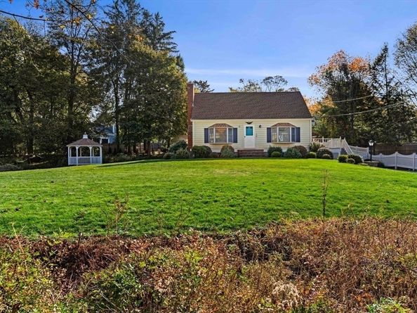 17 Orchard Street, Beverly MA 01915