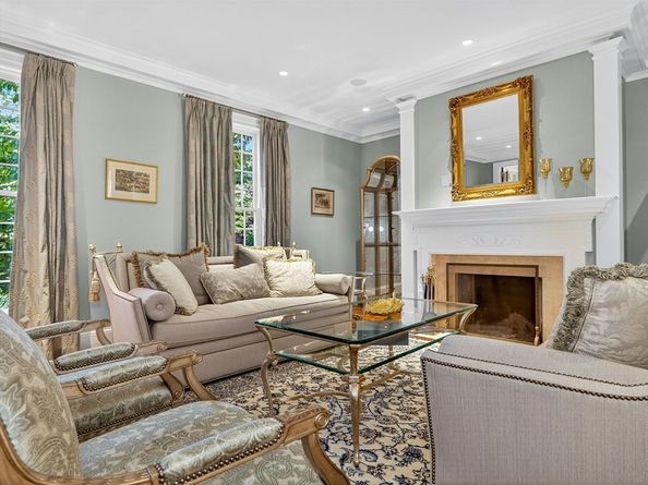 80 Livingston Rd, Wellesley MA 02482