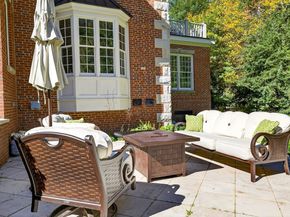 80 Livingston Rd, Wellesley MA 02482