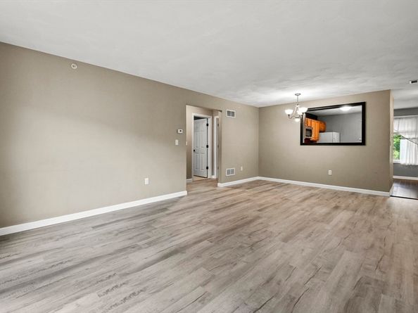 330 Sunderland Road 78, Worcester MA 01604