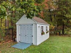 12 Mansfield St, Peabody MA 01960