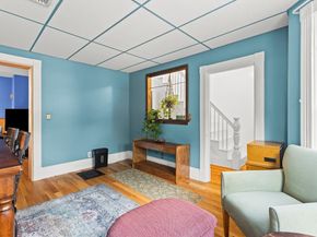 163 S Leyden St, Brockton MA 02302