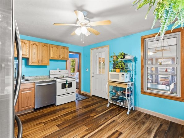 163 S Leyden St, Brockton MA 02302