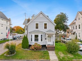 163 S Leyden St, Brockton MA 02302