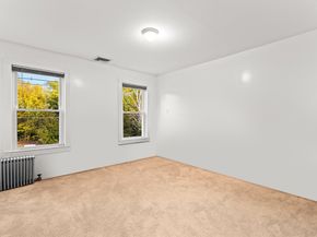 163 S Leyden St, Brockton MA 02302