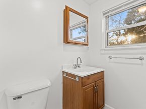 163 S Leyden St, Brockton MA 02302
