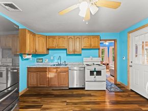 163 S Leyden St, Brockton MA 02302