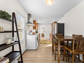 1011 Webster St, Needham MA 02492