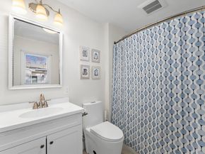 1011 Webster St, Needham MA 02492