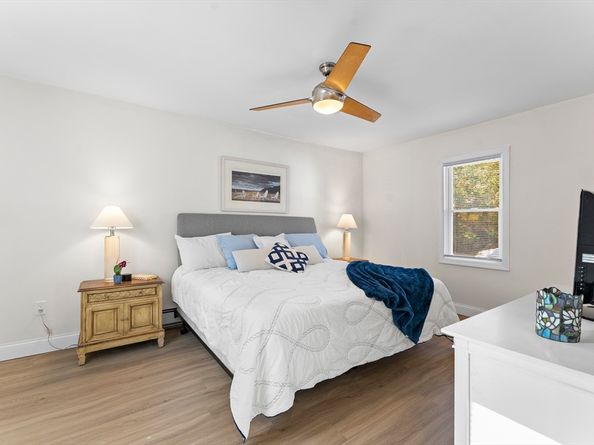 1011 Webster St, Needham MA 02492