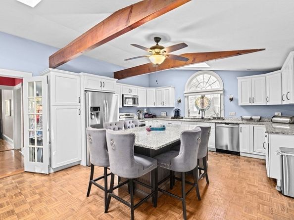 17 Old Oaken Bucket Rd, Scituate MA 02066