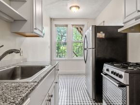 24 Sidlaw Rd 12, Boston MA 02135