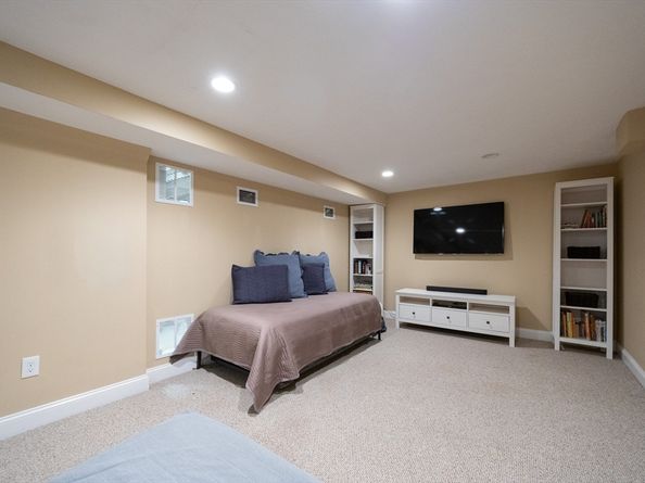 11 Quail Run Rd, Norfolk MA 02056