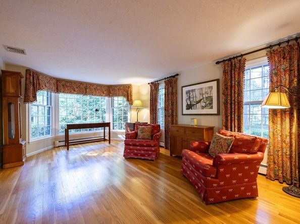 11 Quail Run Rd, Norfolk MA 02056