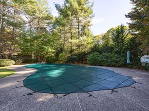 11 Quail Run Rd, Norfolk MA 02056