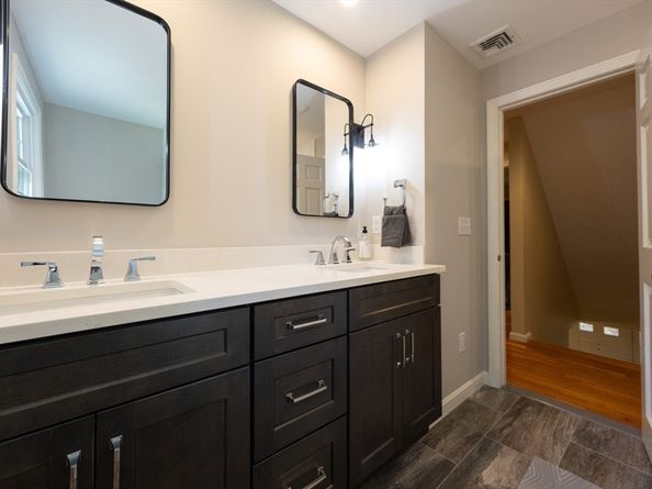 11 Quail Run Rd, Norfolk MA 02056
