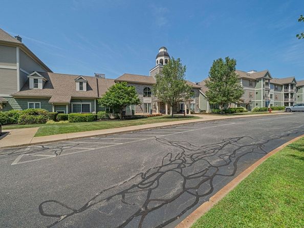 59 Walpole St 210, Canton MA 02021