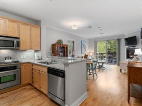59 Walpole St 210, Canton MA 02021