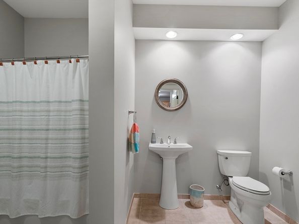 59 Walpole St 210, Canton MA 02021