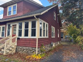 14 Harding Ct, Southbridge MA 01550