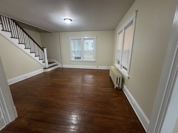 14 Harding Ct, Southbridge MA 01550