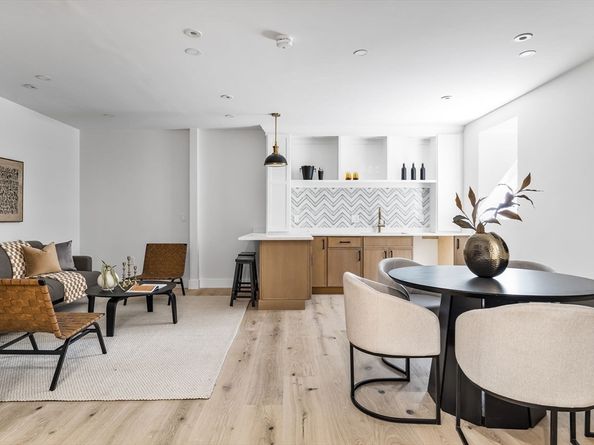 5 Field St, Cambridge MA 02138
