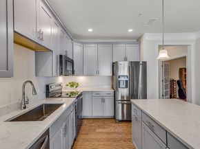 11302 Peters Farm Way 11302, Westborough MA 01581