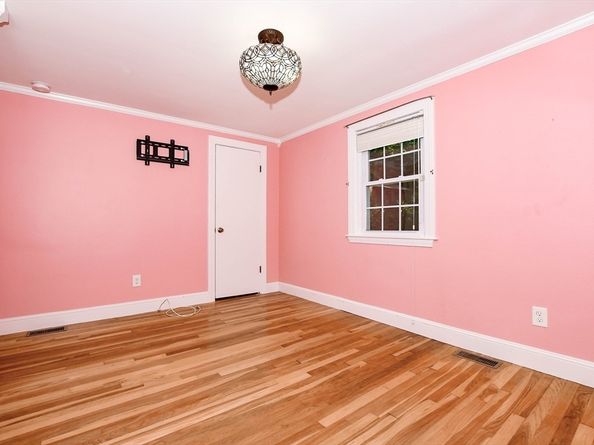 1251 Broadway, Hanover MA 02339