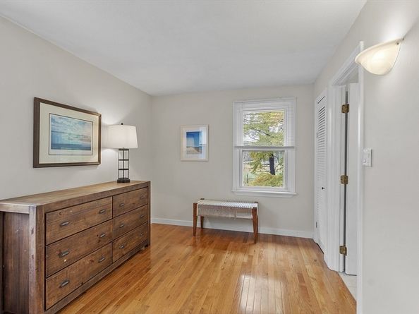 14 Banbury Drive, Westford MA 01886