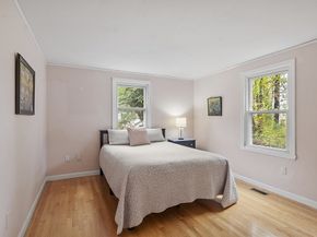 14 Banbury Drive, Westford MA 01886