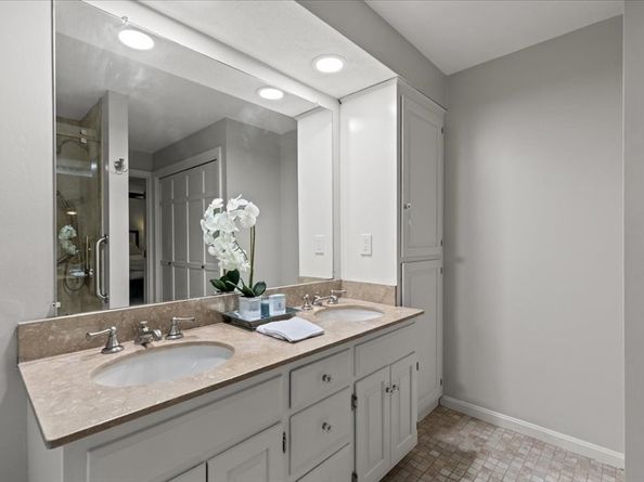 74 Granite St, Walpole MA 02081