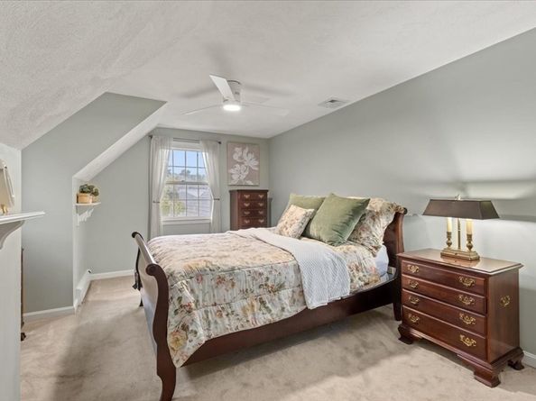 74 Granite St, Walpole MA 02081