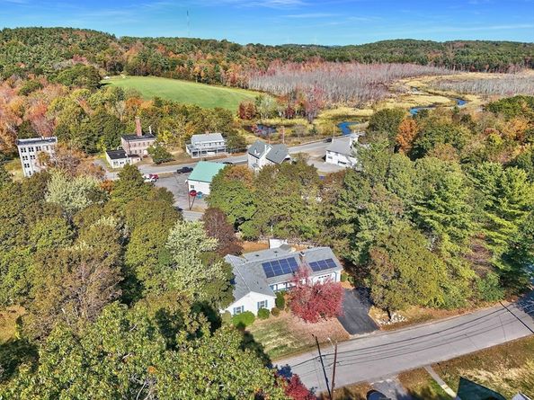 334 High St, Gardner MA 01440