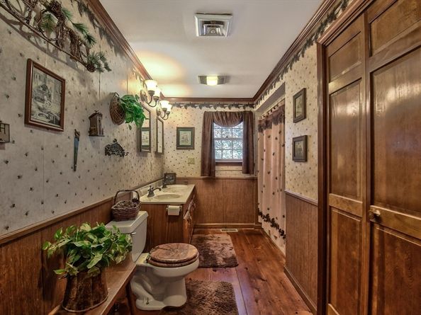 334 High St, Gardner MA 01440