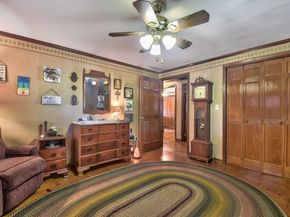 334 High St, Gardner MA 01440