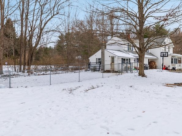 127 N Main St, West Boylston MA 01583