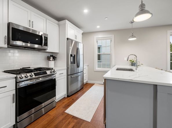 20 Crestway Road 3, Boston MA 02128