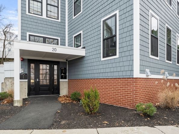 20 Crestway Road 3, Boston MA 02128