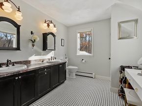 245 Granite St, Leominster MA 01453