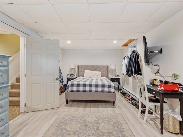 245 Granite St, Leominster MA 01453