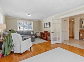 245 Granite St, Leominster MA 01453