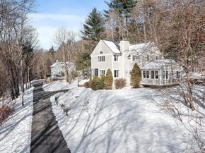 245 Granite St, Leominster MA 01453