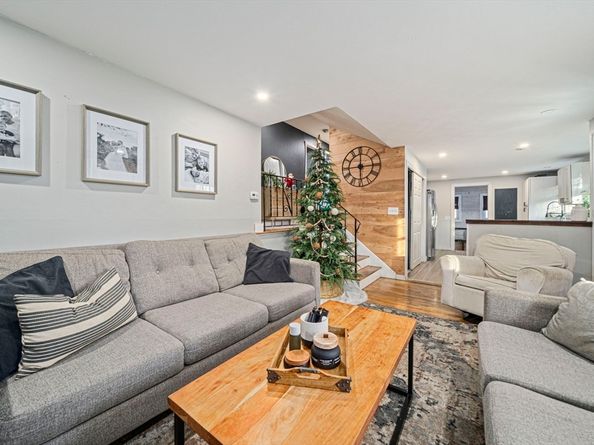 28 Pratt St, Brockton MA 02302