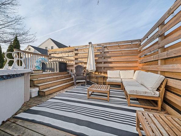 28 Pratt St, Brockton MA 02302