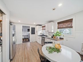 28 Pratt St, Brockton MA 02302