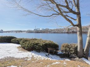 15 Eaglehead Ter 5, Shrewsbury MA 01545