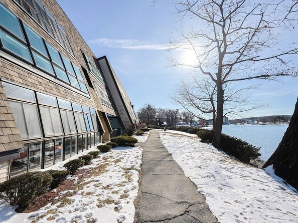 15 Eaglehead Ter 5, Shrewsbury MA 01545